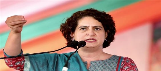 Priyanka Gandhi accuses Modi of using Women's Issues